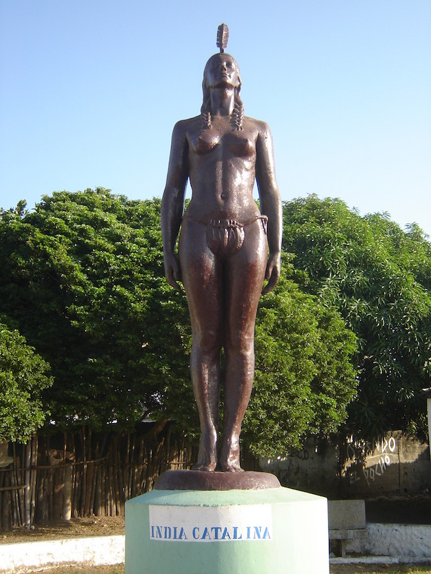India Catalina statue Cartagena Colombia