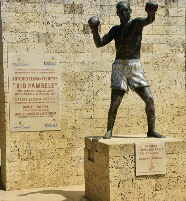 Antonio Cervantes boxer Kid Pambele statue