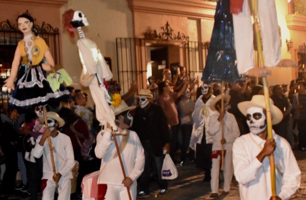 skeleton walkers parade Central Mexico tour