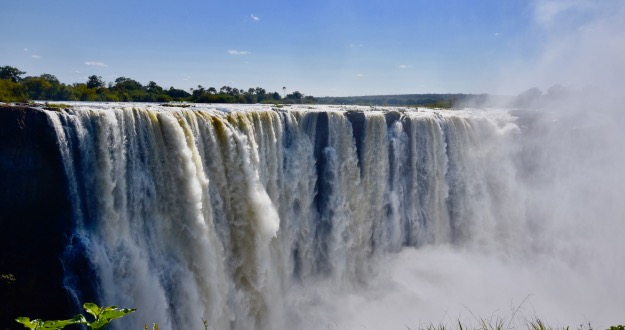 Main falls at Victoria Falls