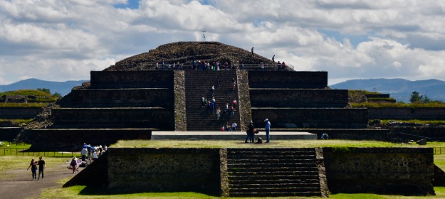 Pyramid of Queztlcoatl Teotihuacan