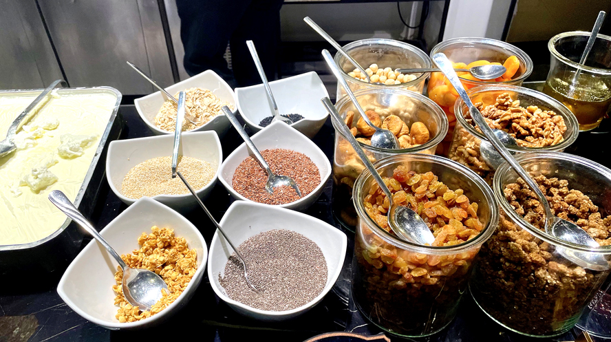 Yogurt & Toppings