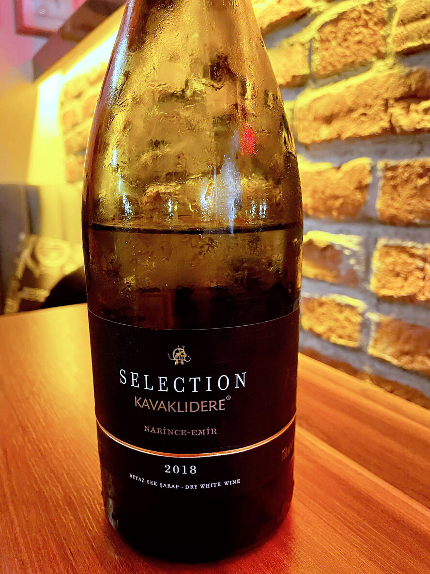 Kavaklidere White Wine. The Golden Horn – Touring the Heart of Istanbul.