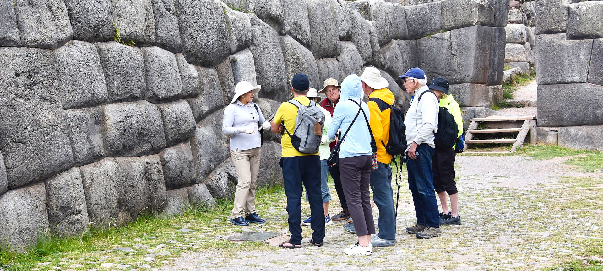 Around Cusco – Alpacas and Inca Ruins