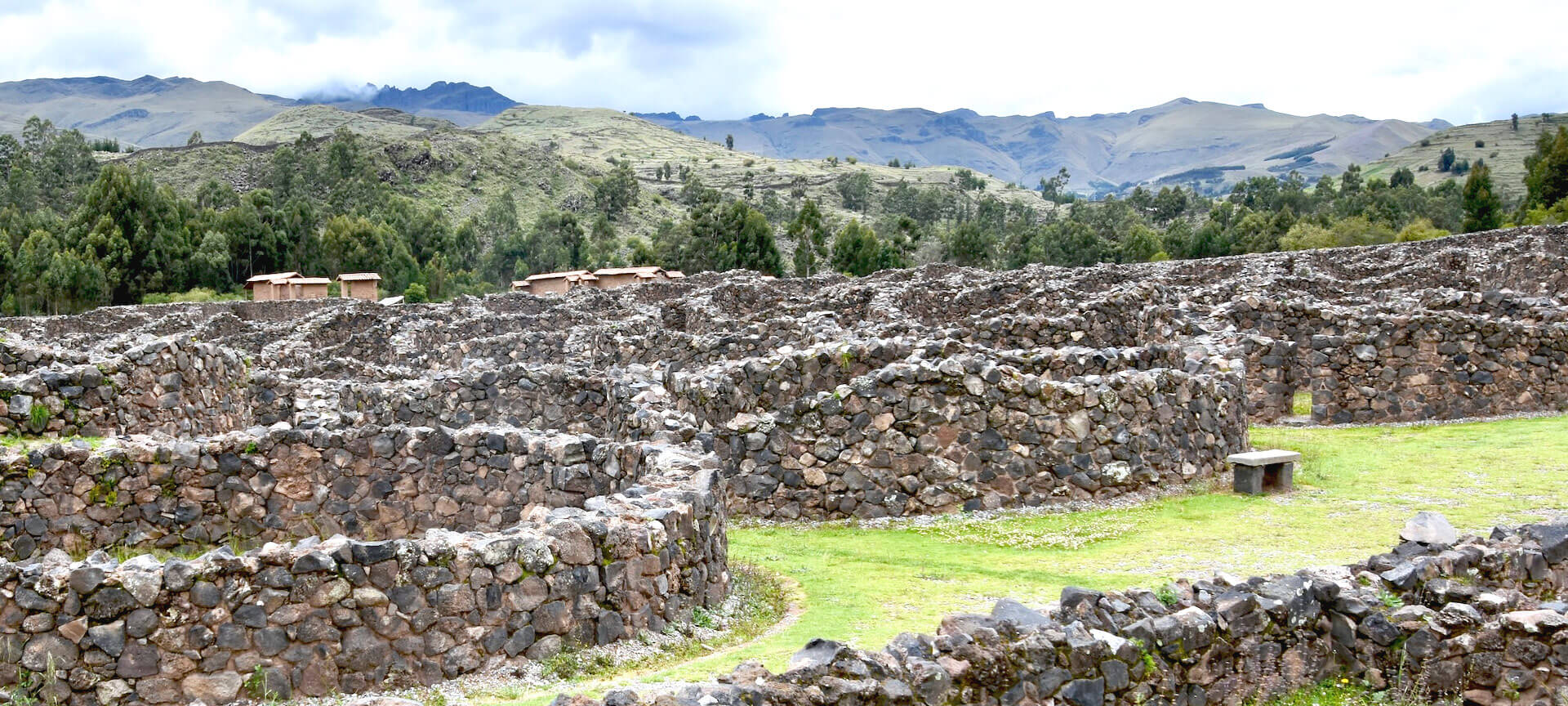 Raqchi and Tambomachay