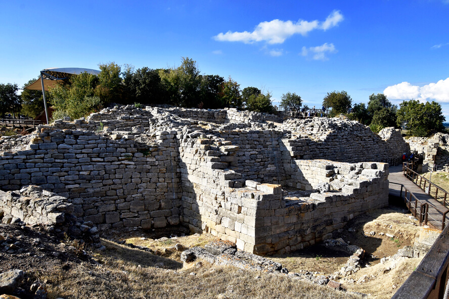 Troy VI East Wall. Troy – Walking with Achilles, Ajax & Agamemnon