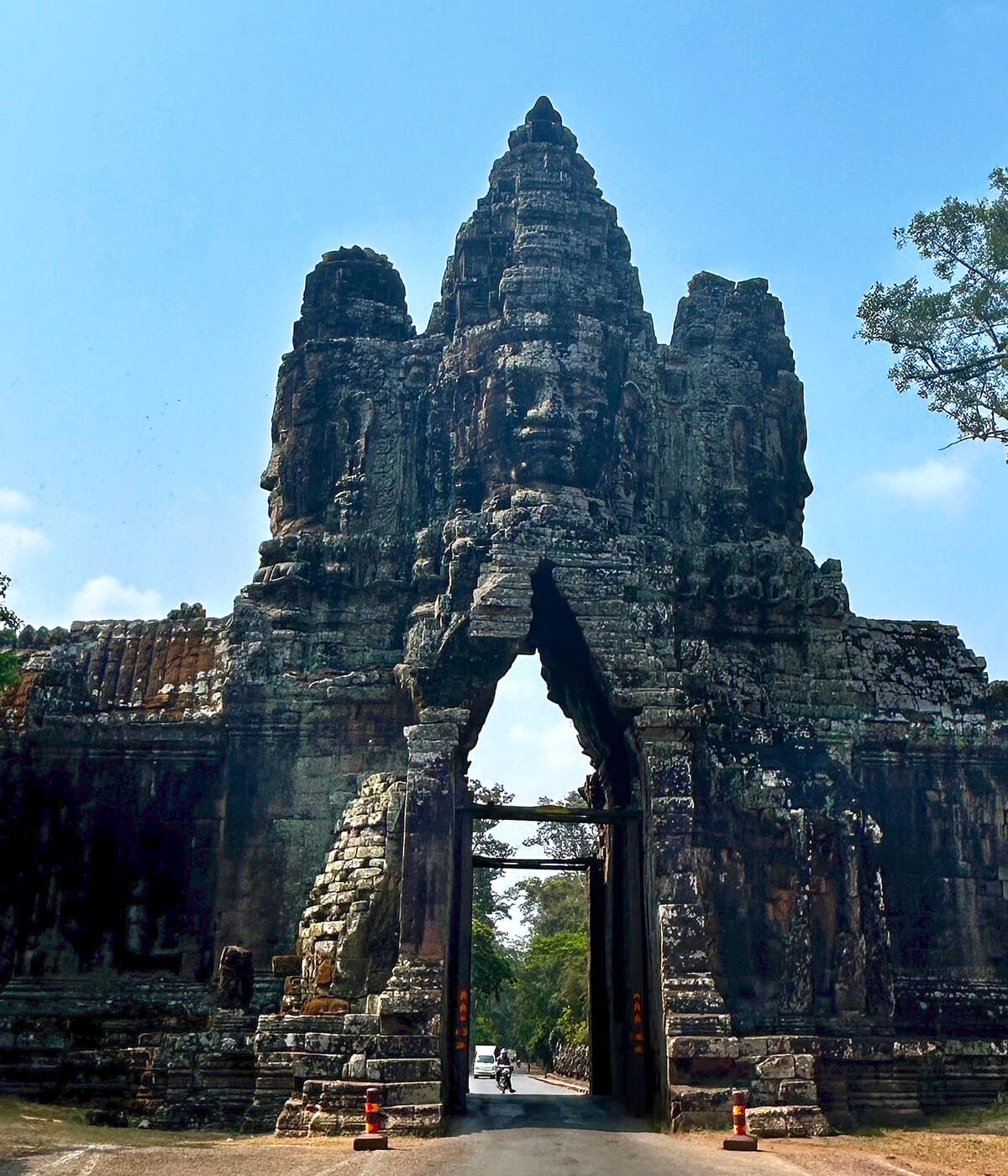 The Four Buddha Gate