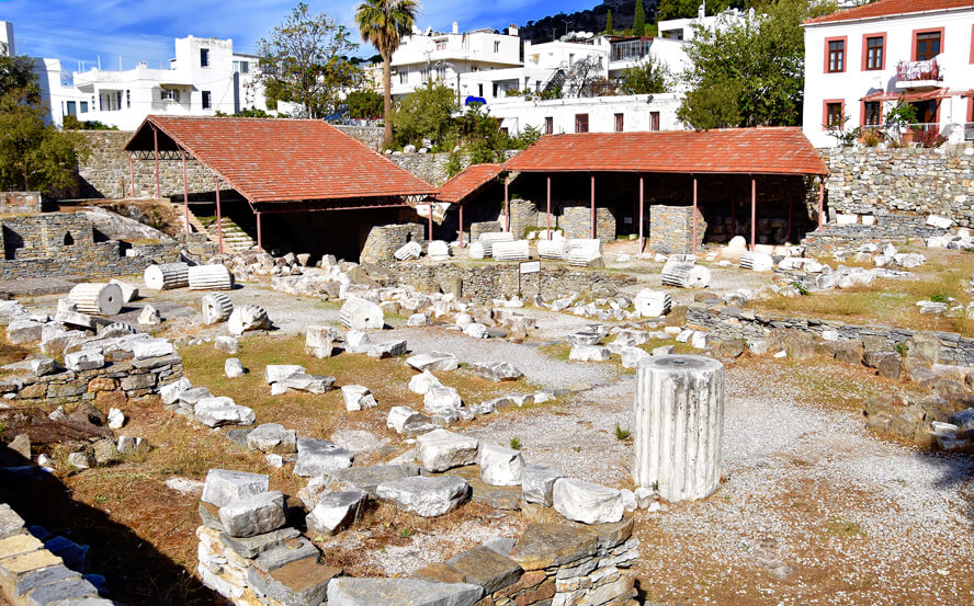 Ruins of the Mausoleum. Bodrum.