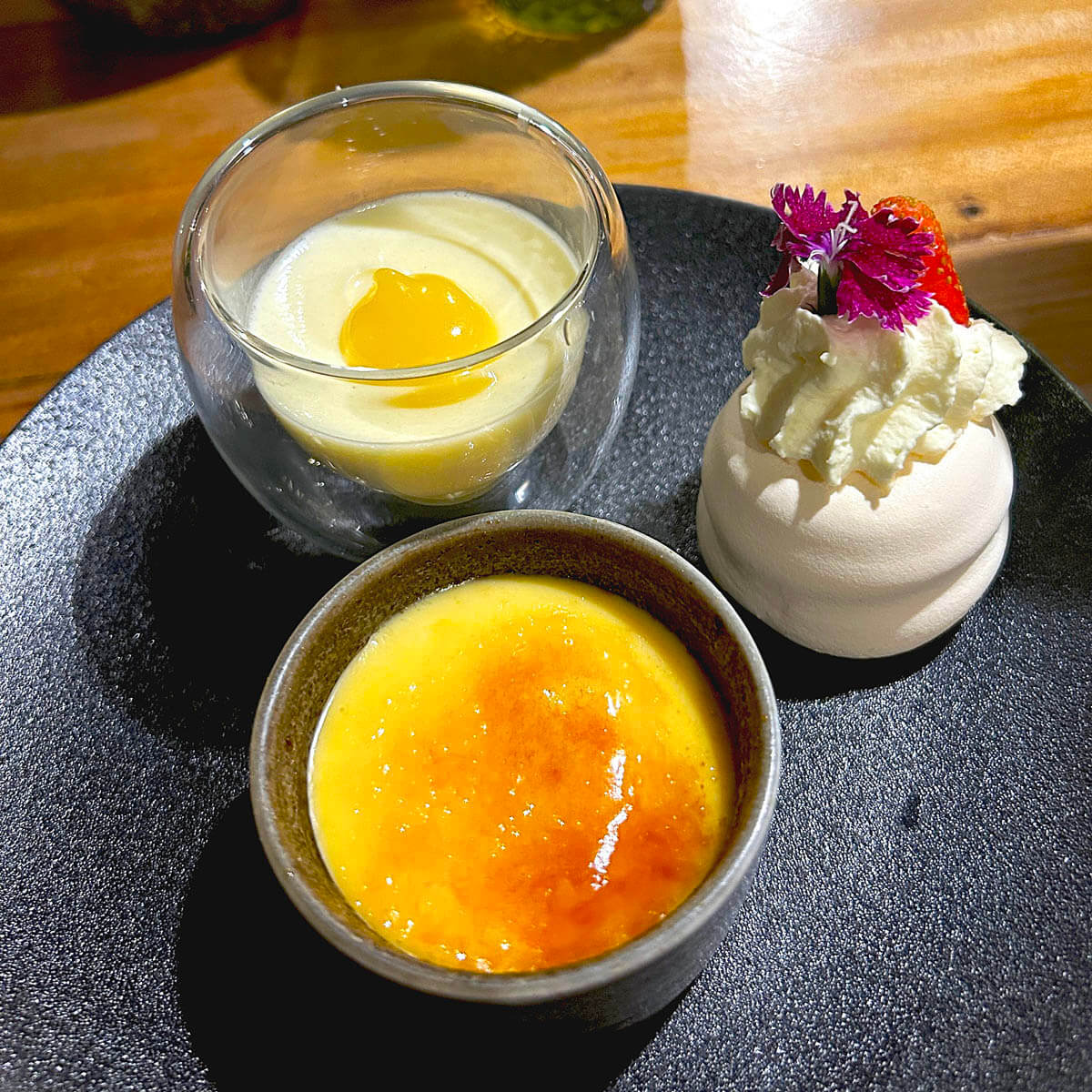 Creme Brule, Pannacotta & Pavlova