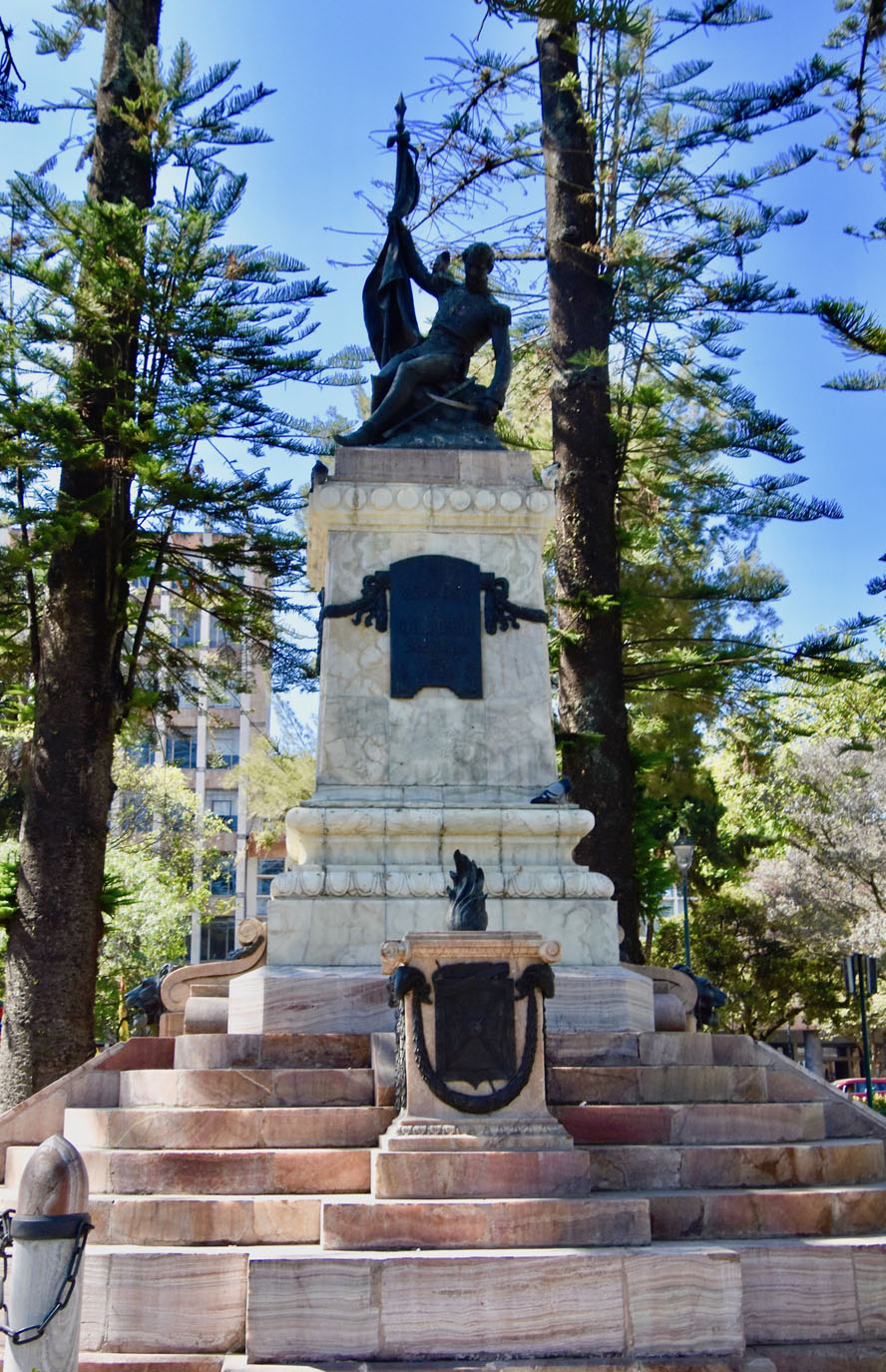 Calderon Monument