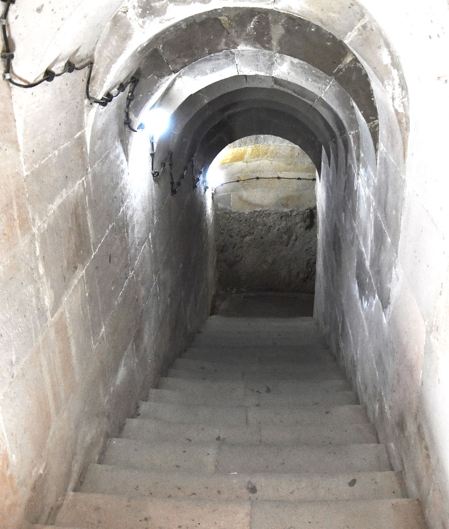 Entrance to Derinkuyu