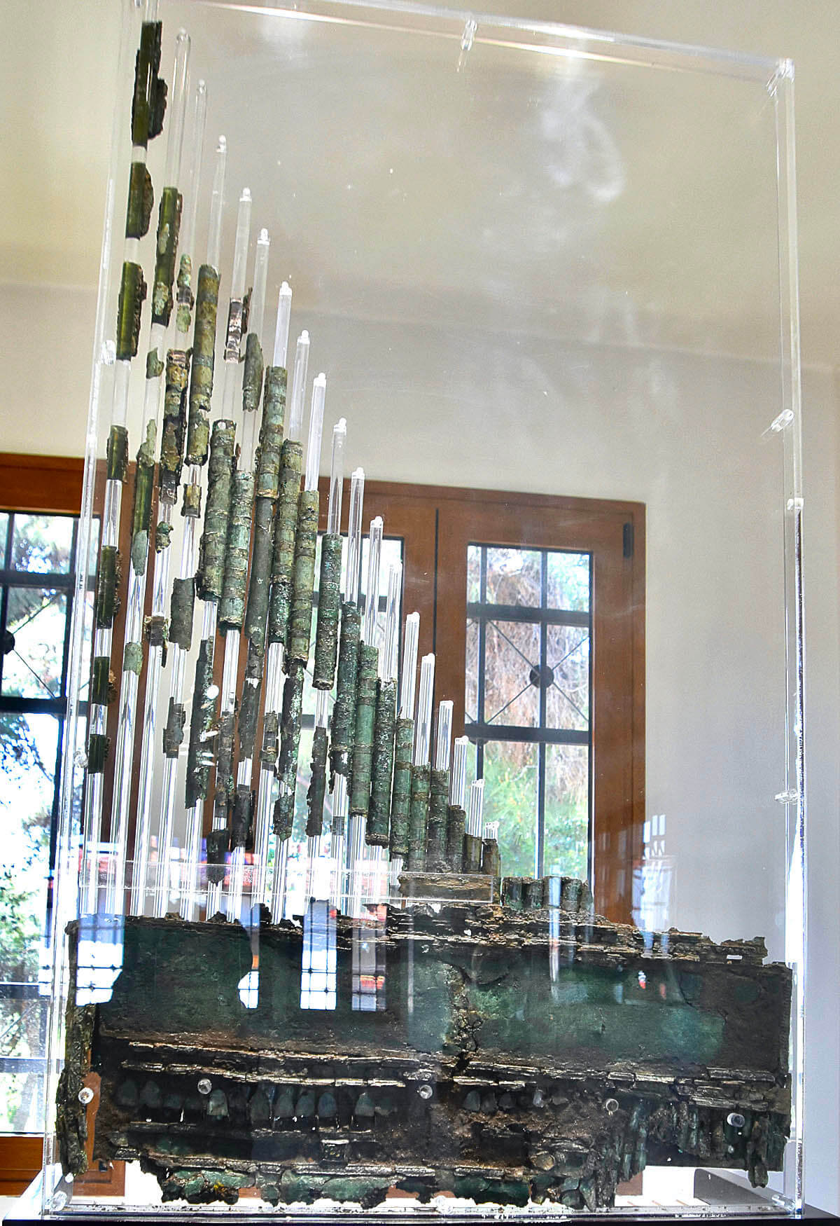 The Hydraulis of Dion