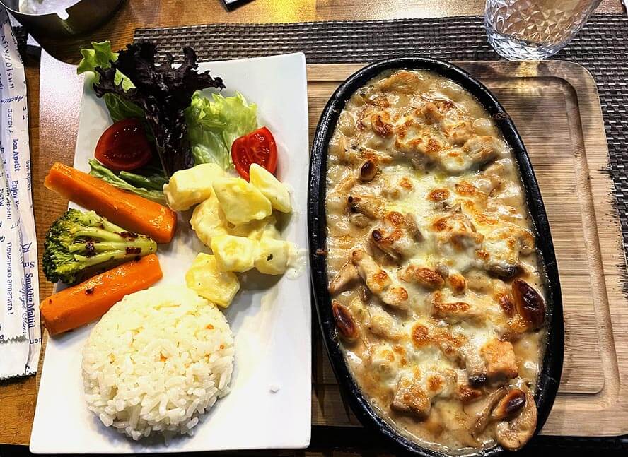 Almond Chicken, Medyan Restaurant, Kas