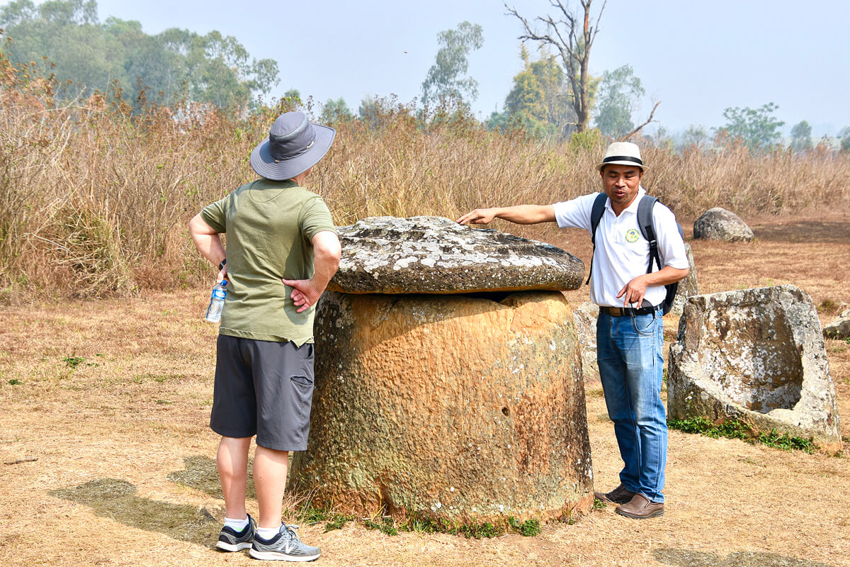 Ta Explains a Jar with a Lid
