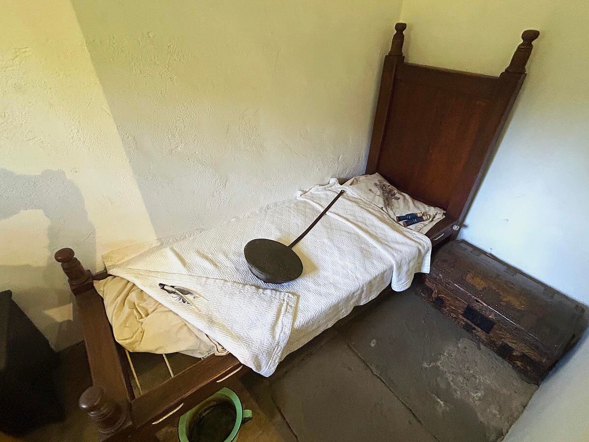 Cook&rsquo;s Bed when Visiting