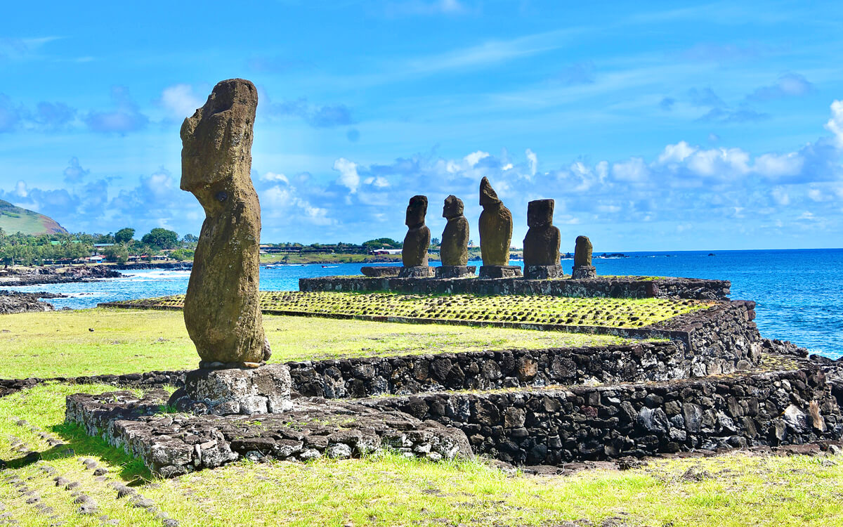 Moais of Ahu Tahai