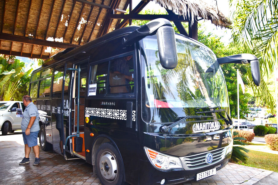 Moorea Tour Bus