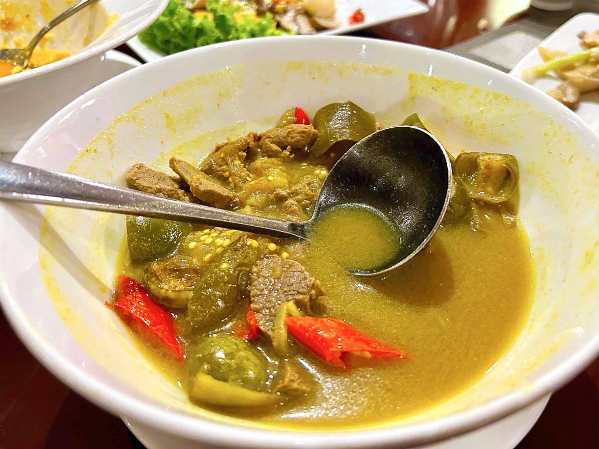 Khmer Herbal Soup with Beef