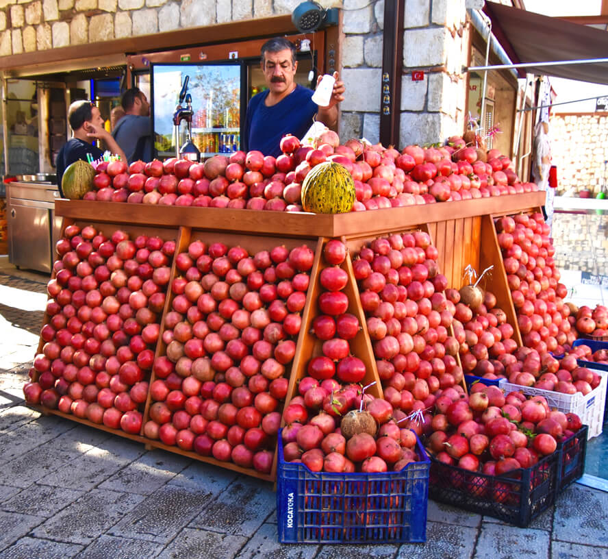 Pomegranate Juice Vendor