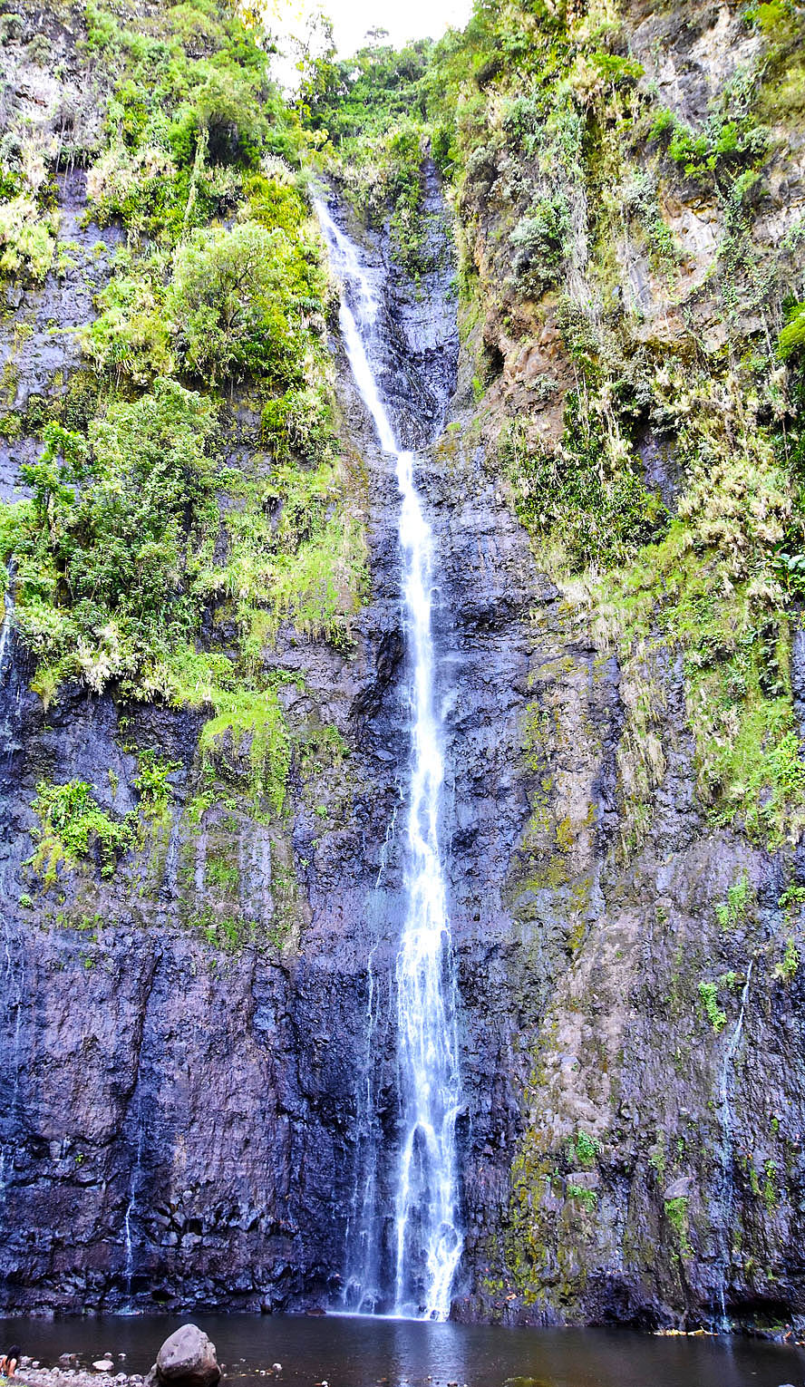 Vaimahutu Waterfall