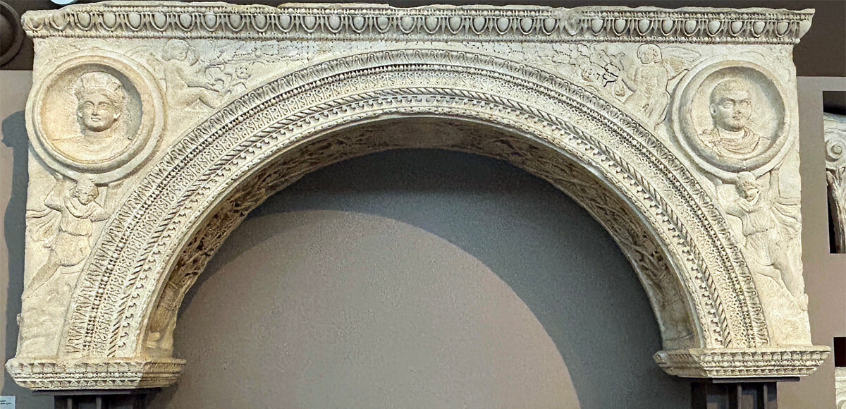 Little Arch of Galerius