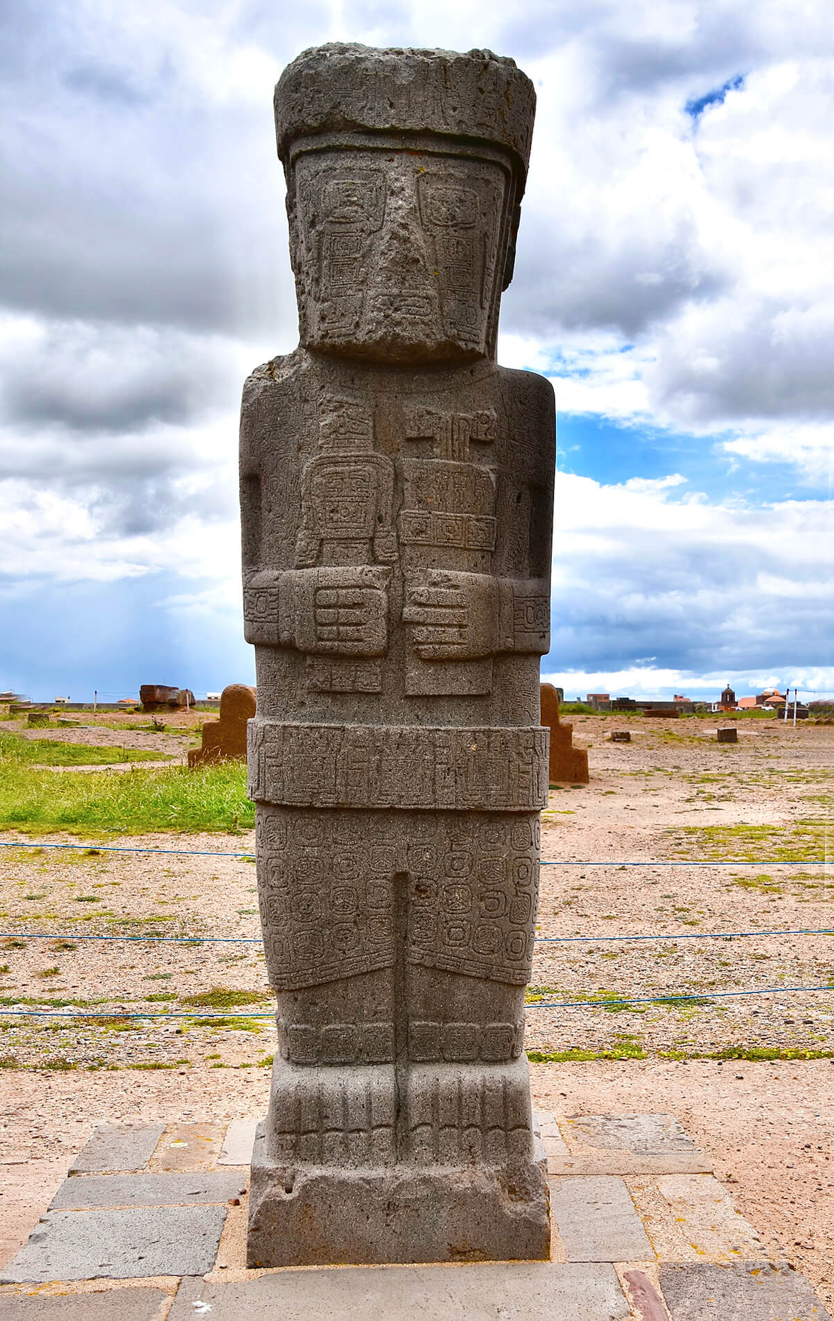 Ponce Monolith