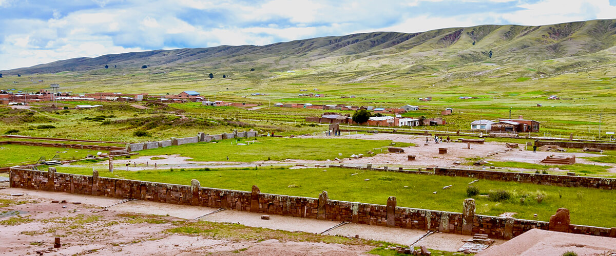 View of the Kalasasaya from Akapana