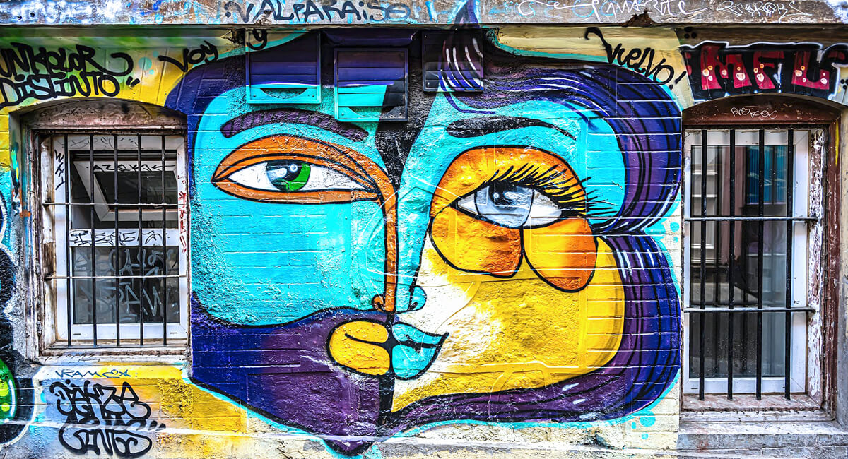 Street Art in Cerro Alegre and Cerro Concepción neighborhoods – part of the 'Twolips' series