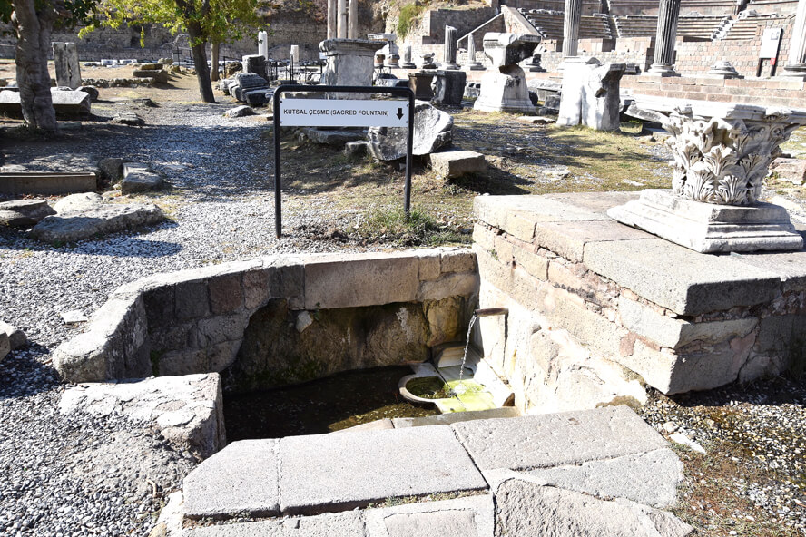 The Sacred Fountain at Pergamon. Galen and the Asclepeion of Pergamon.