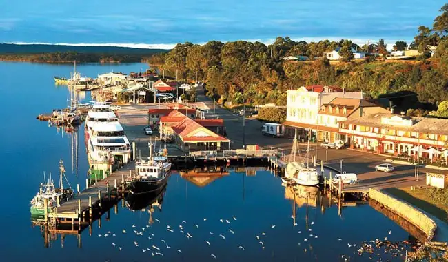 Location: Strahan, Australia