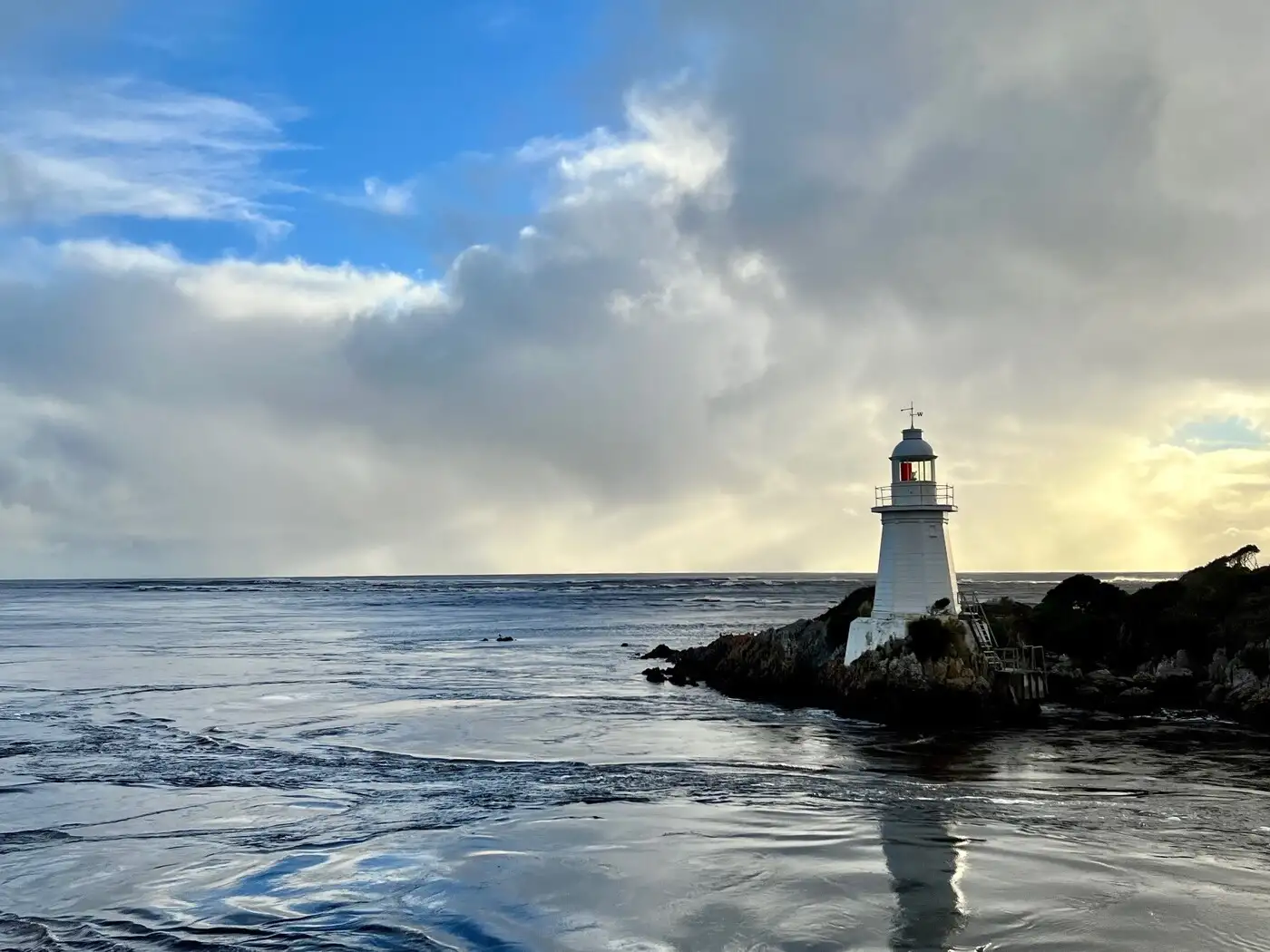 Gordon River - Tasmania | Location: Strahan, Australia