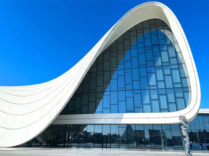 Heydar Aliyev Centre | Location: Baku, Azerbaijan