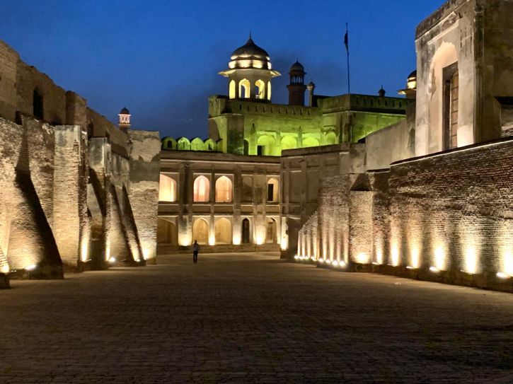 Lahore Fort by Night | Location: Lahore,  Pakistan