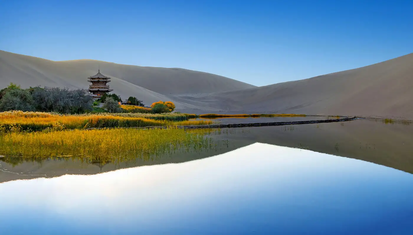 Crescent Moon Spring, Gobi Desert | Location: China