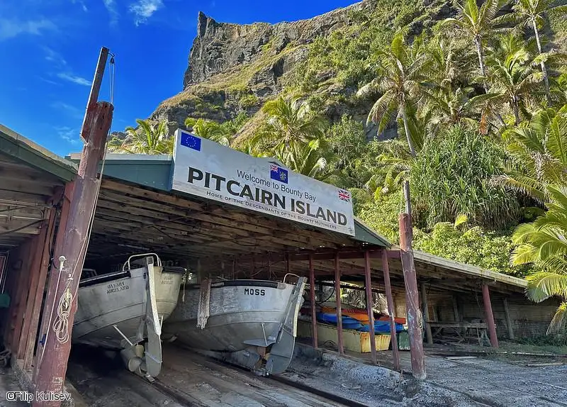 Pitcairn | Location: French Polynesia