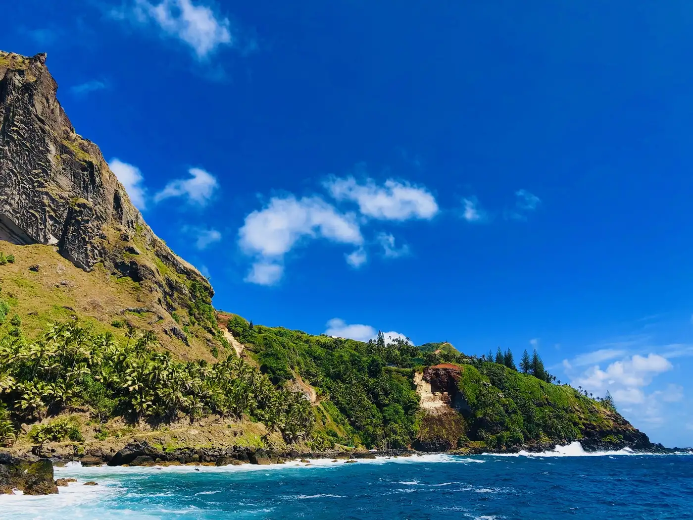 Bounty Bay - Pitcairn | Location: French Polynesia