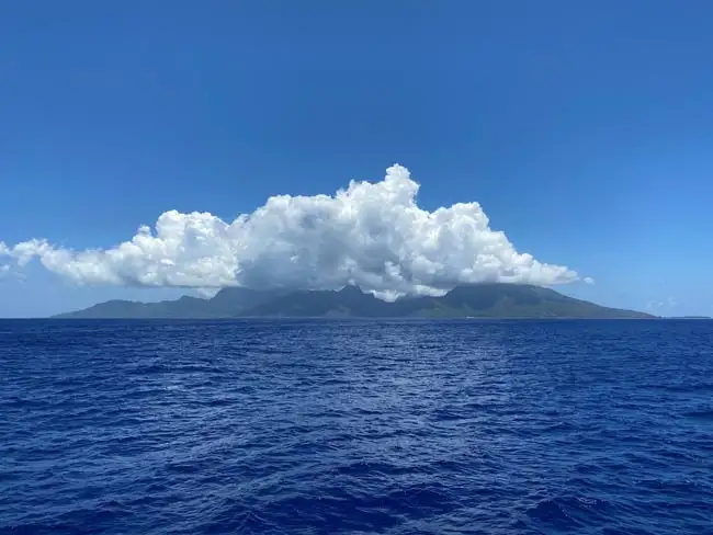 Moorea - Crossing to Moorea from Tahiti | Location: French Polynesia