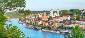 Upper Danube & Imperial Capitals Tour